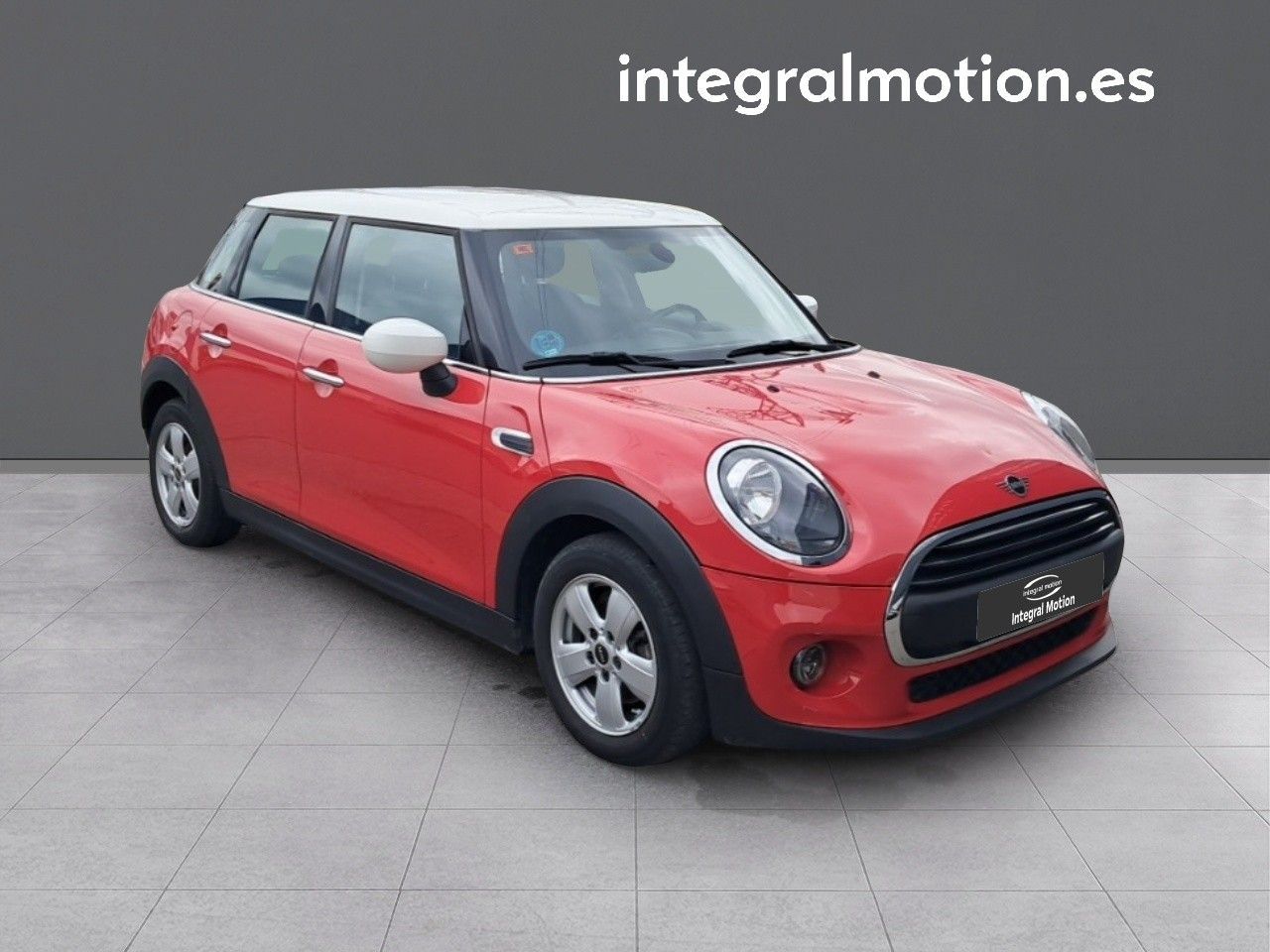 mini mini 2020 / foto grande (2)