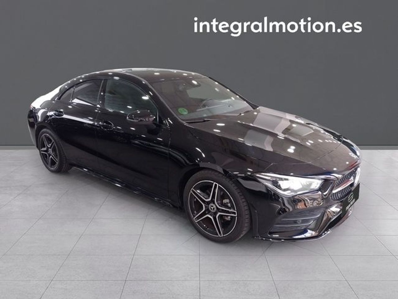 mercedes cla 2023 / foto grande (2)