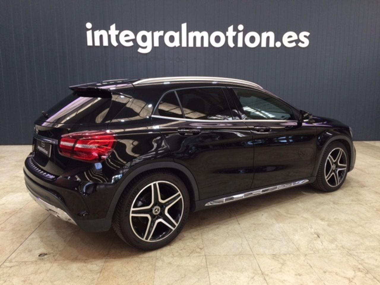 mercedes gla 2019 / foto grande (2)