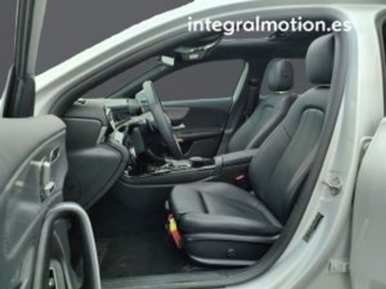 mercedes clase a 2021 / foto grande (3)