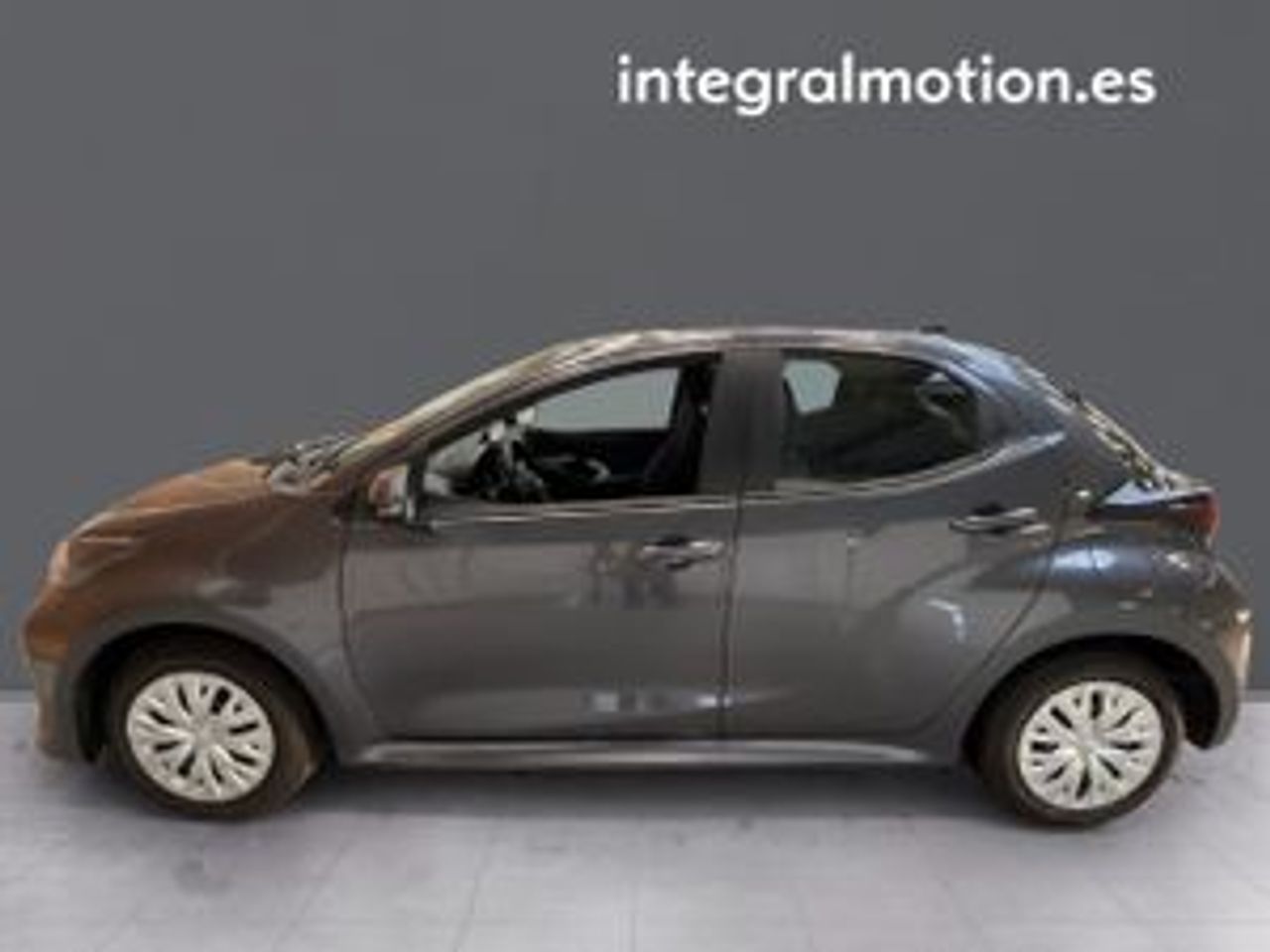 toyota yaris 2022 / foto grande (2)