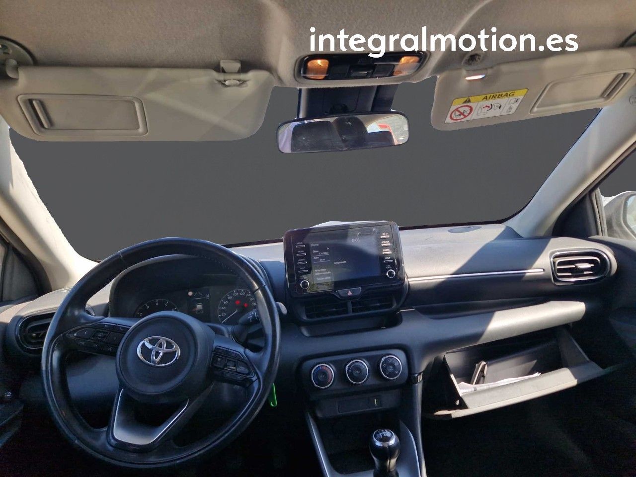 toyota yaris 2022 / foto grande (3)