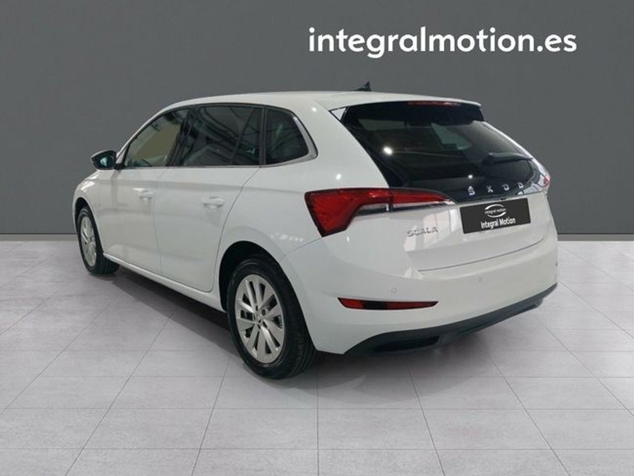skoda scala 2024 / foto grande (3)