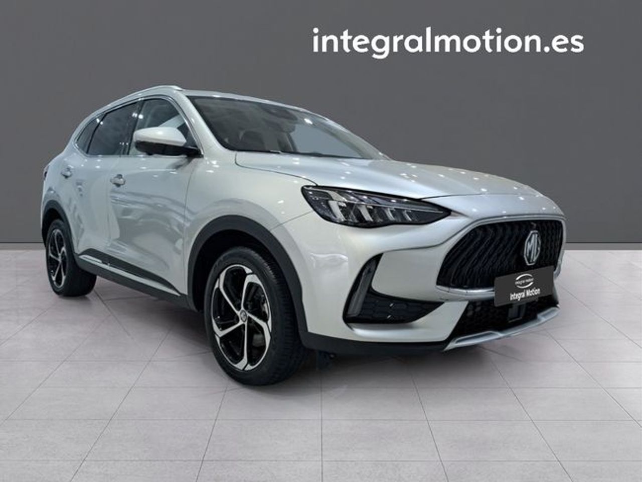 mg hs 2024 / foto grande (2)