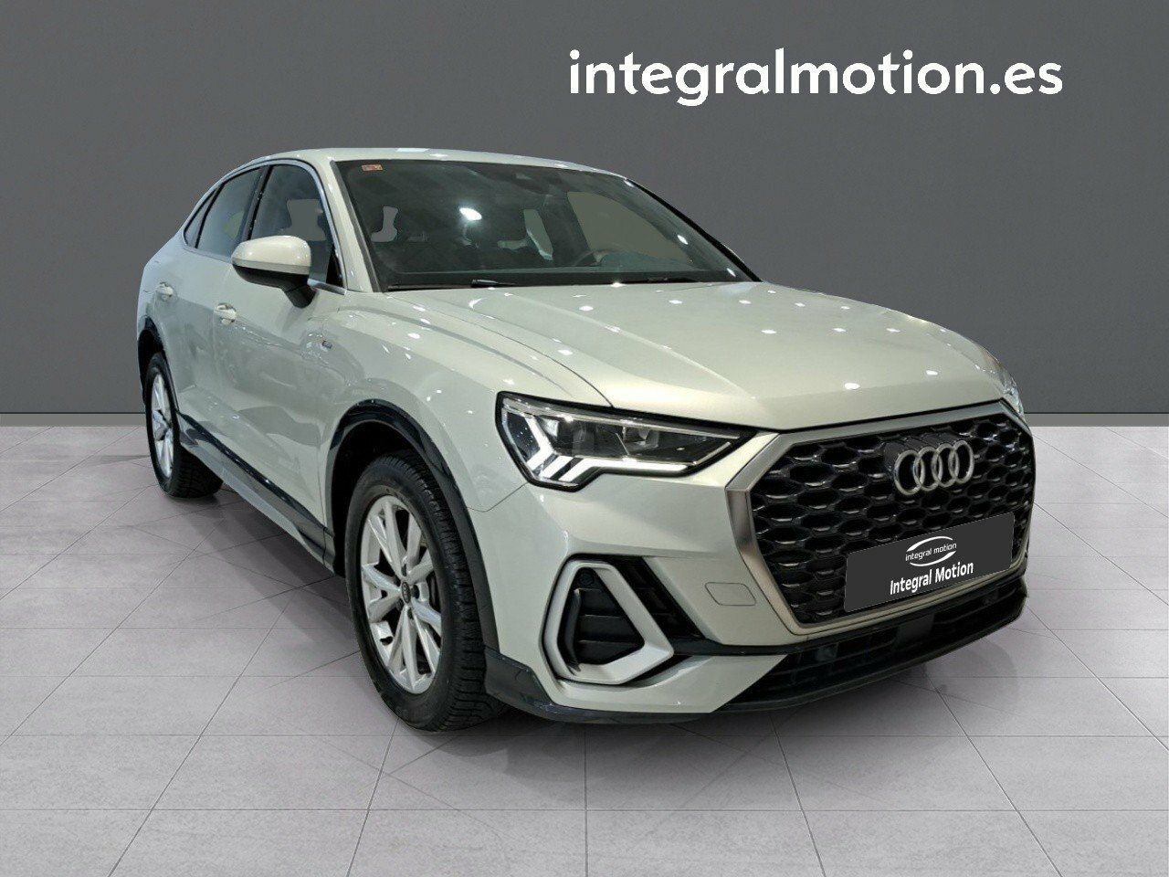 audi q3 2021 / foto grande (2)