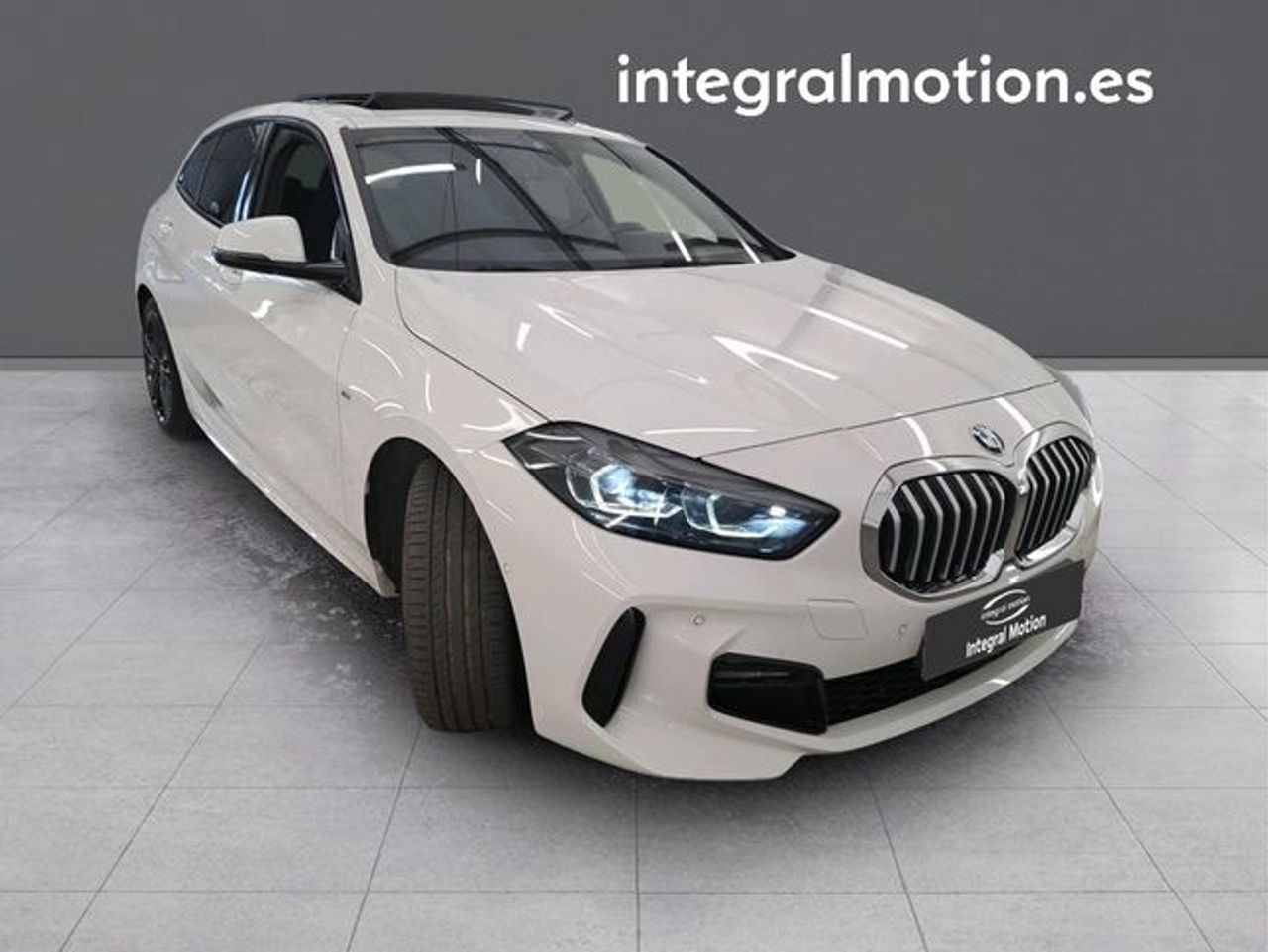 bmw serie 1 2022 / foto grande (3)