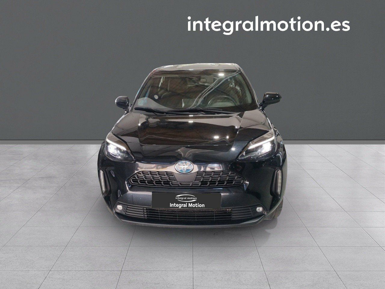 toyota yaris cross 2024 /