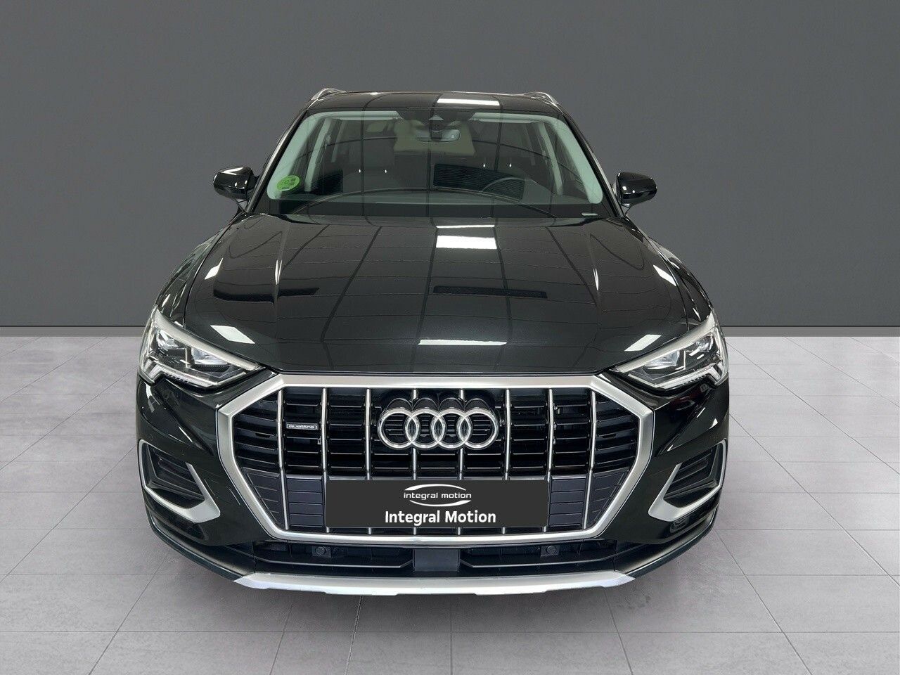 audi q3 2020 /