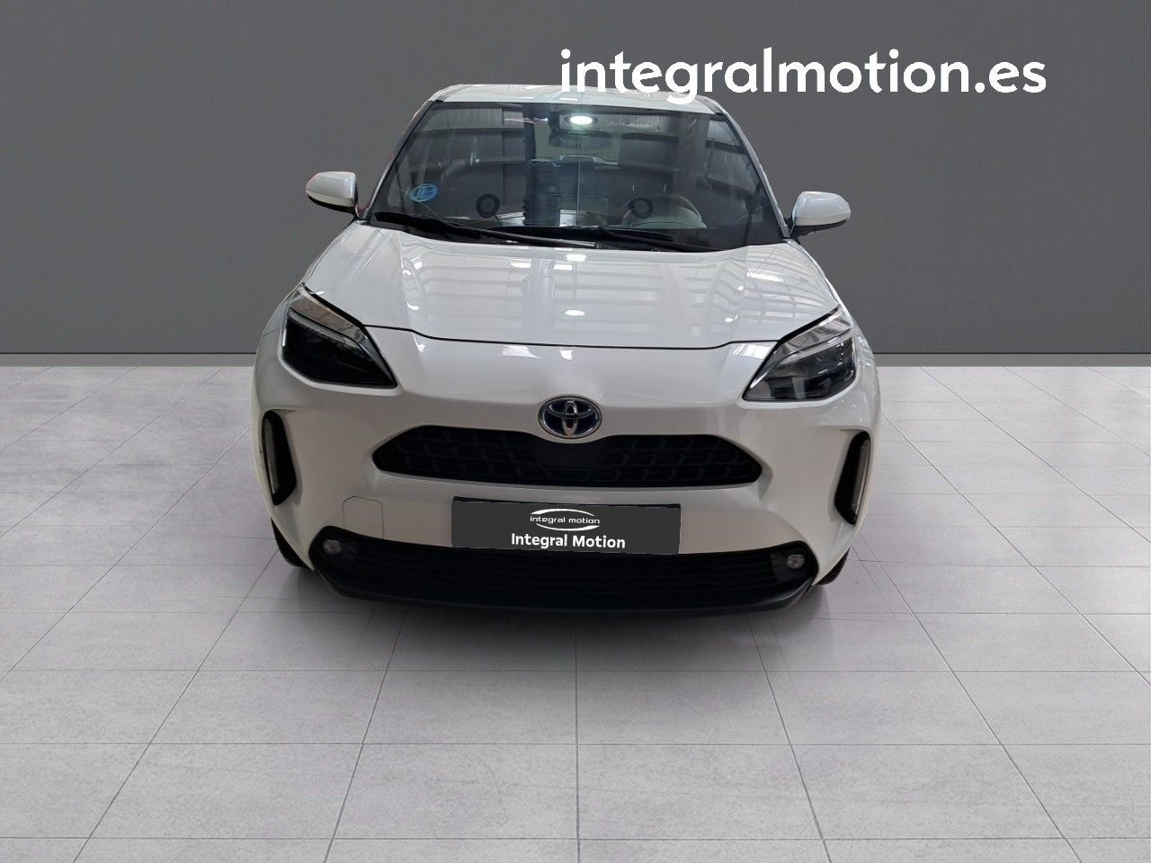 toyota yaris cross 2024 /