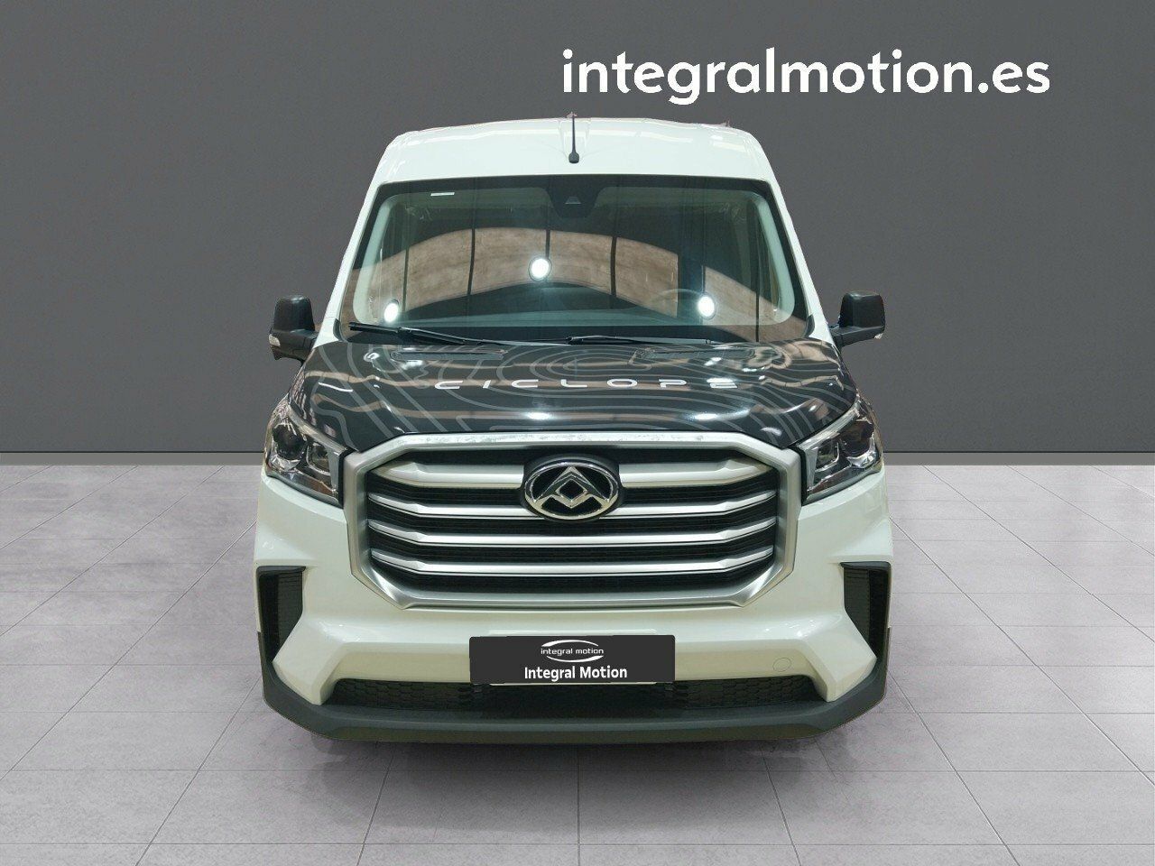 maxus deliver 9 2025 /