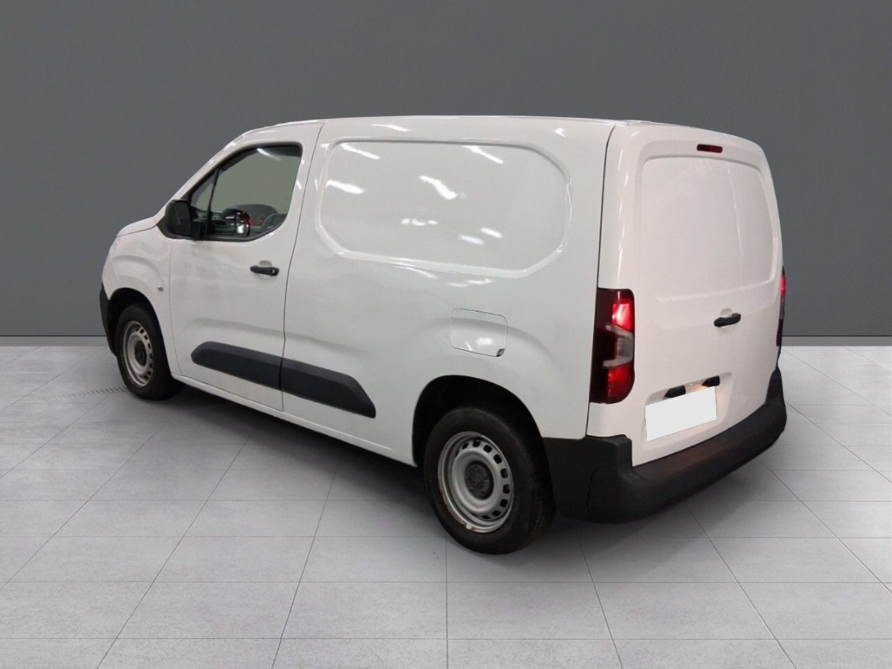 Peugeot Partner 1.5 HDI FURGON 100CV - foto 4