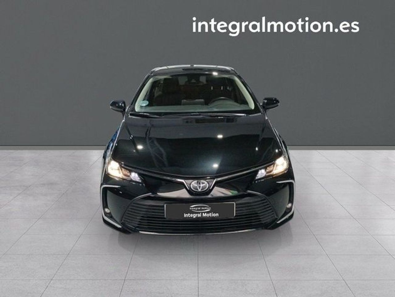 Toyota Corolla Sedán  125H Active Tech