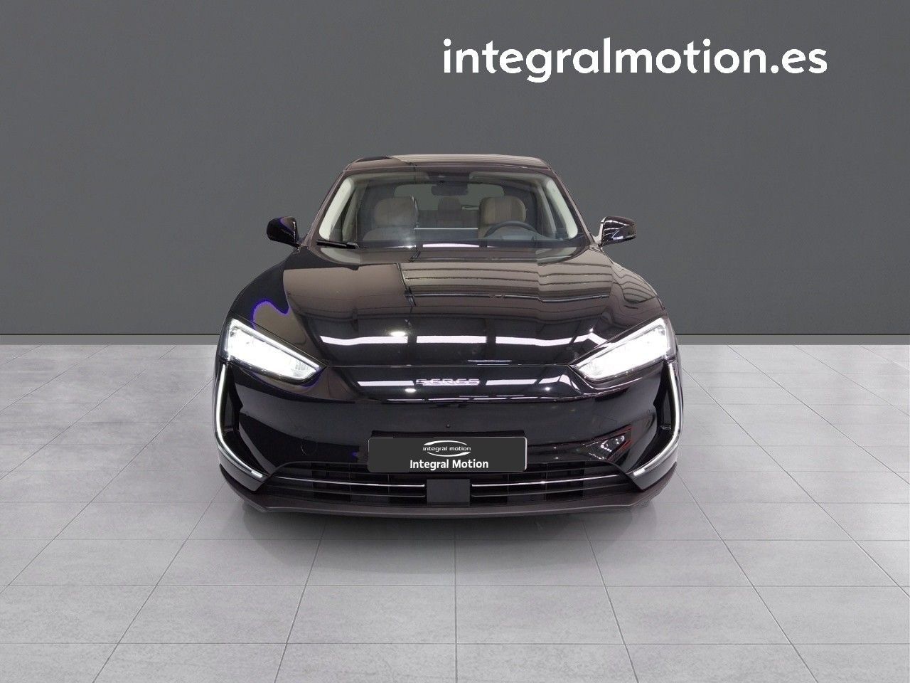 Seres 5 SERES 5 Standard (2WD)