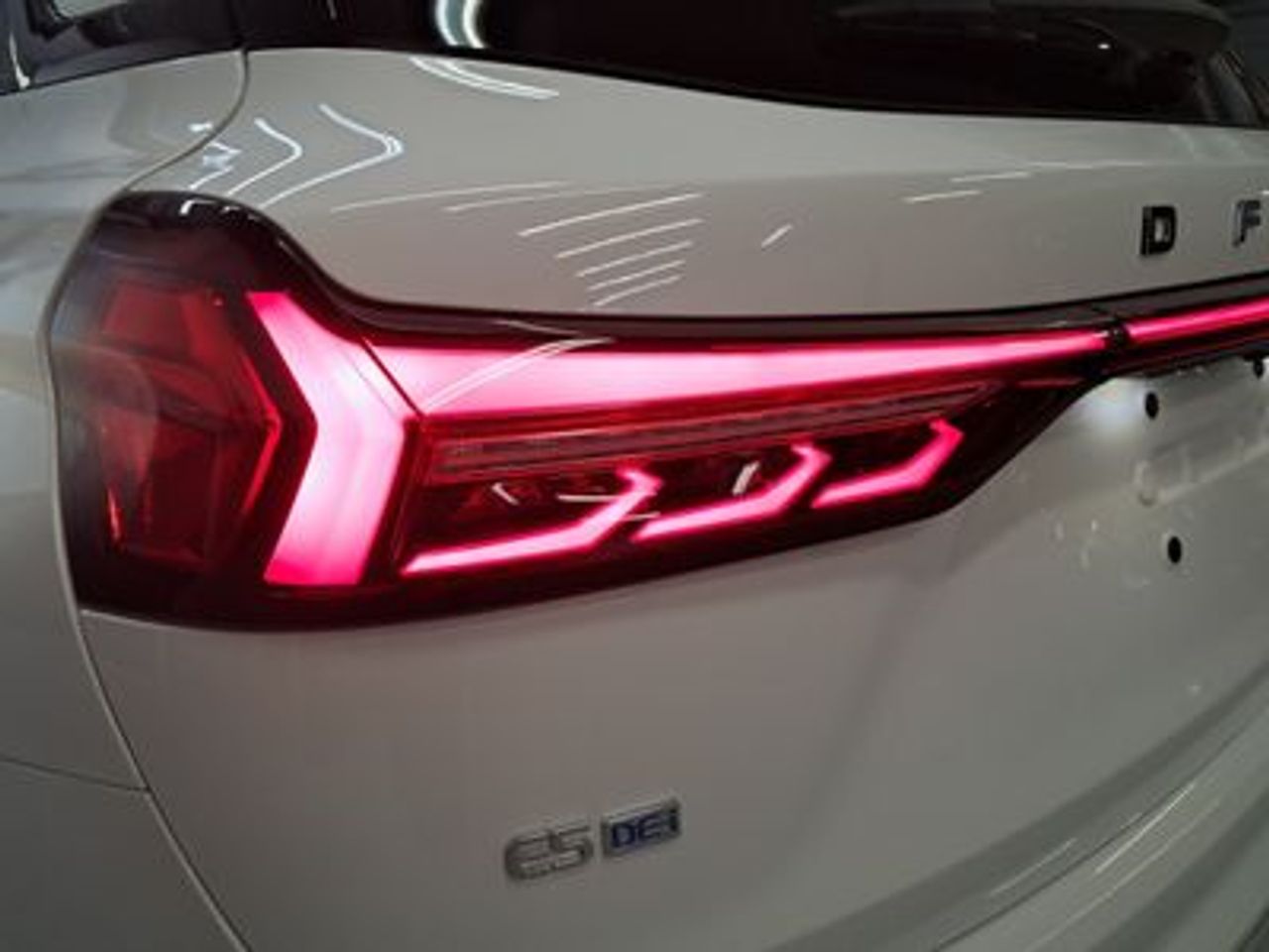 DFSK E5 E5 Intelligent - foto 27