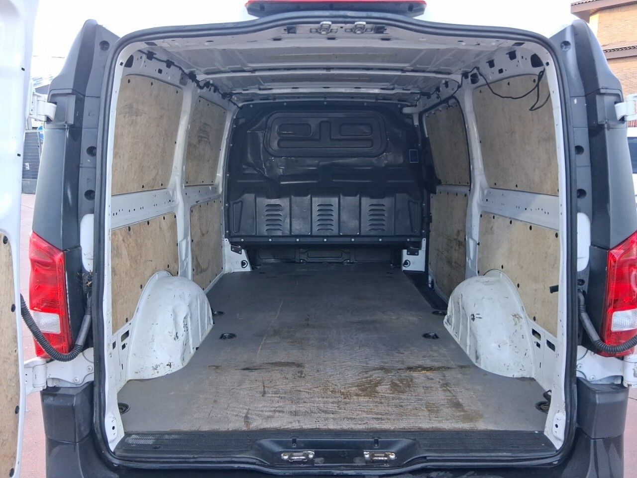 Mercedes Vito 111CDI LARGA - foto 6