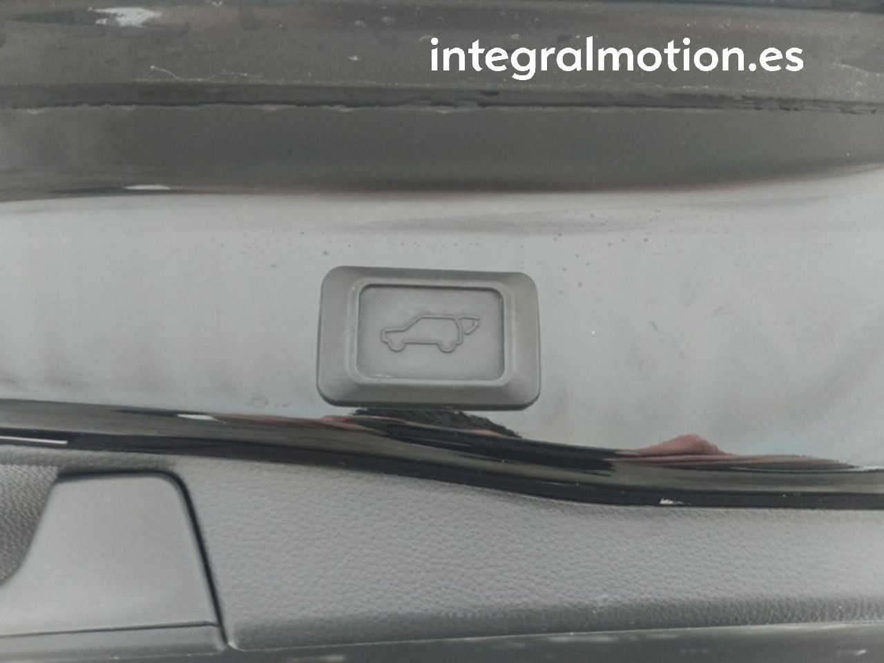 Toyota Rav4 2.5l 220H Style - foto 14