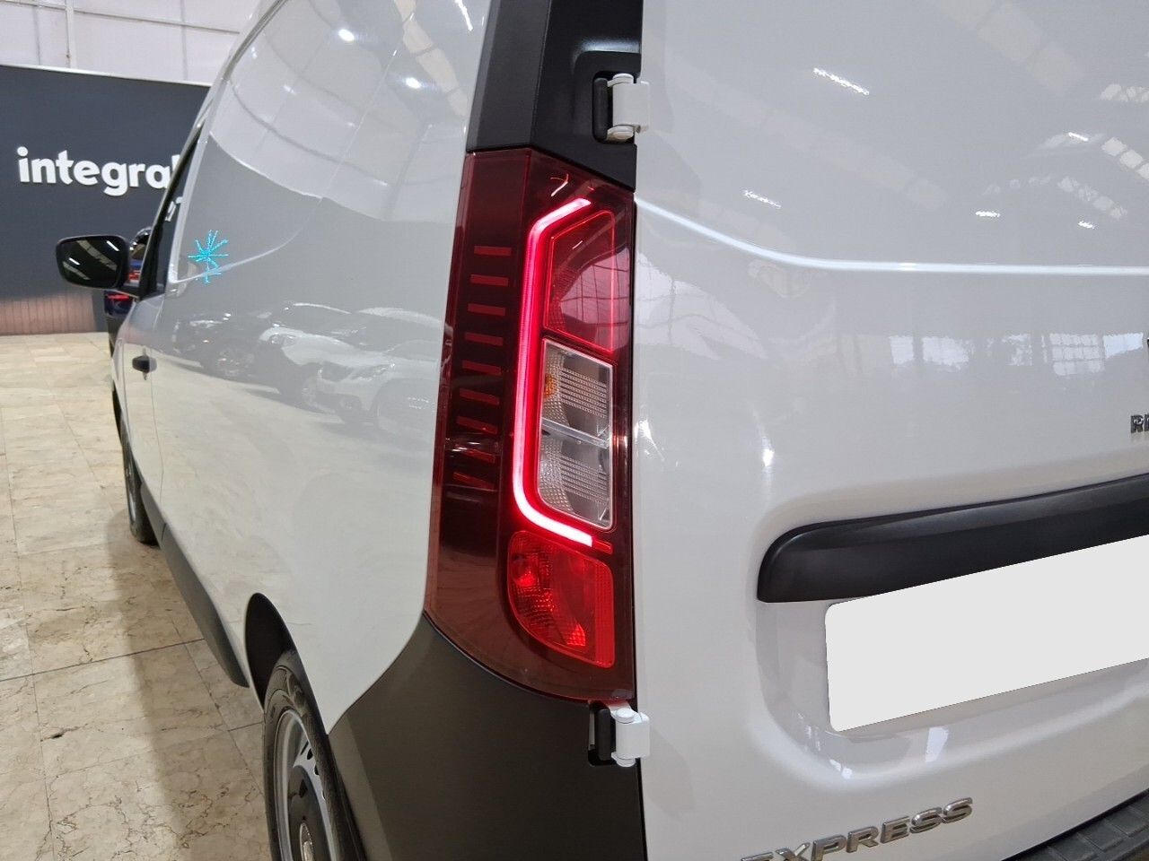 Renault Express 1.5 Blue dCi Advance 70kW Furgón - foto 20