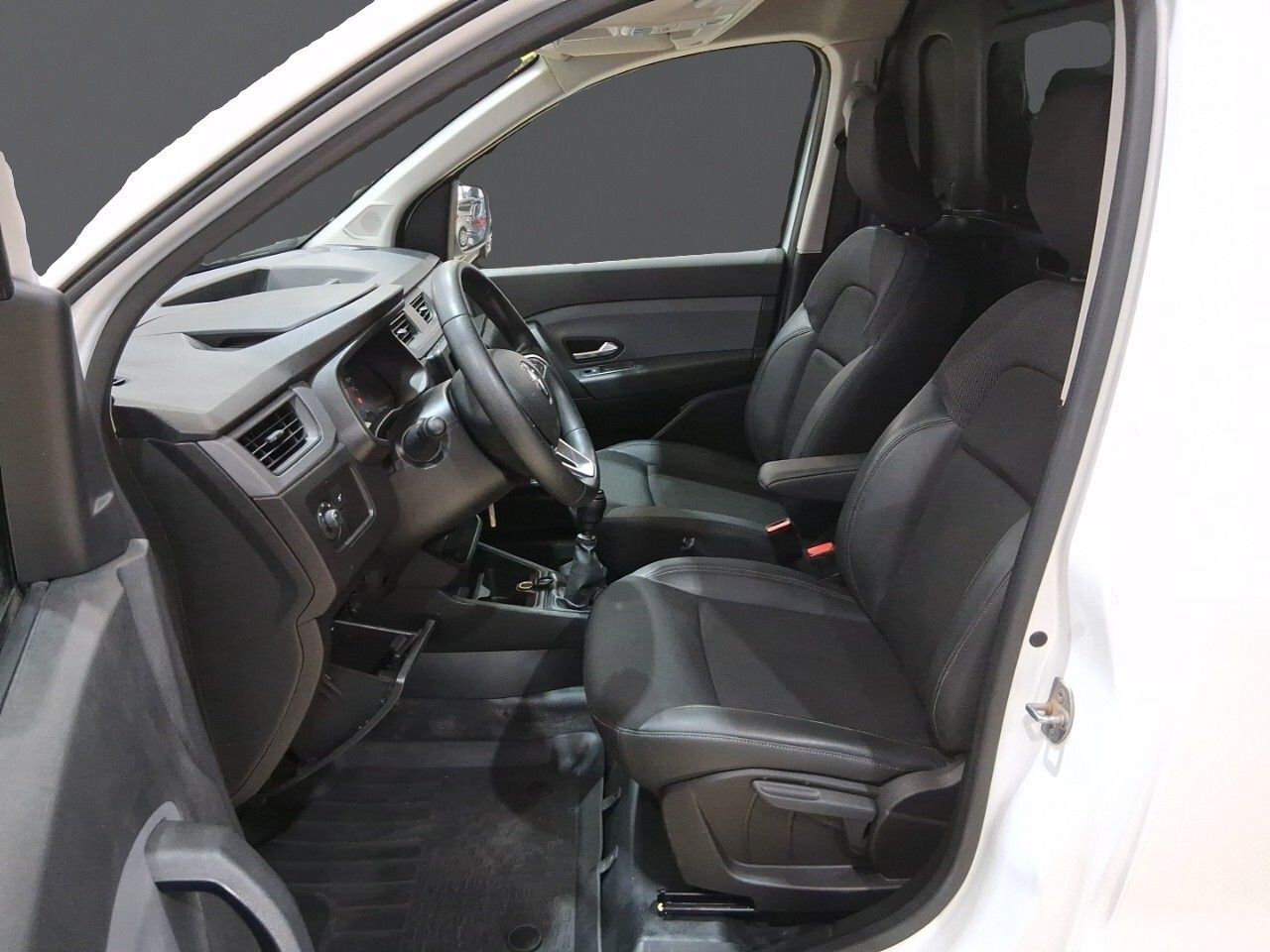 Renault Express 1.5 Blue dCi Advance 70kW Furgón - foto 7