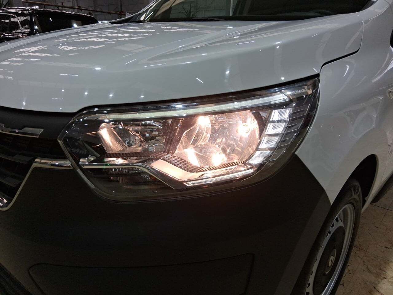 Renault Express 1.5 Blue dCi Advance 70kW Furgón - foto 19