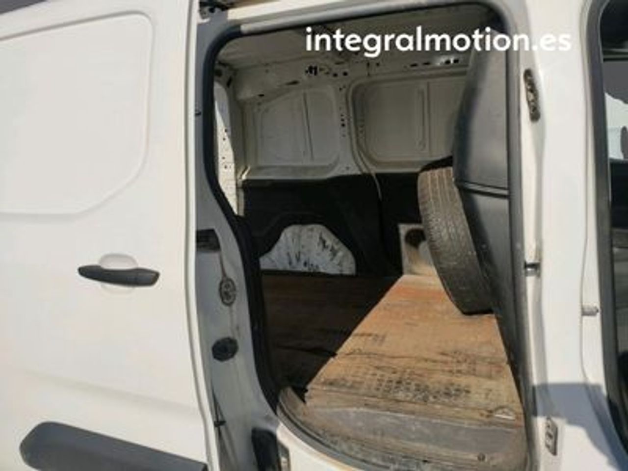 Peugeot Partner 4x4 Premium Long 600kg furgón derivado de tu - foto 7