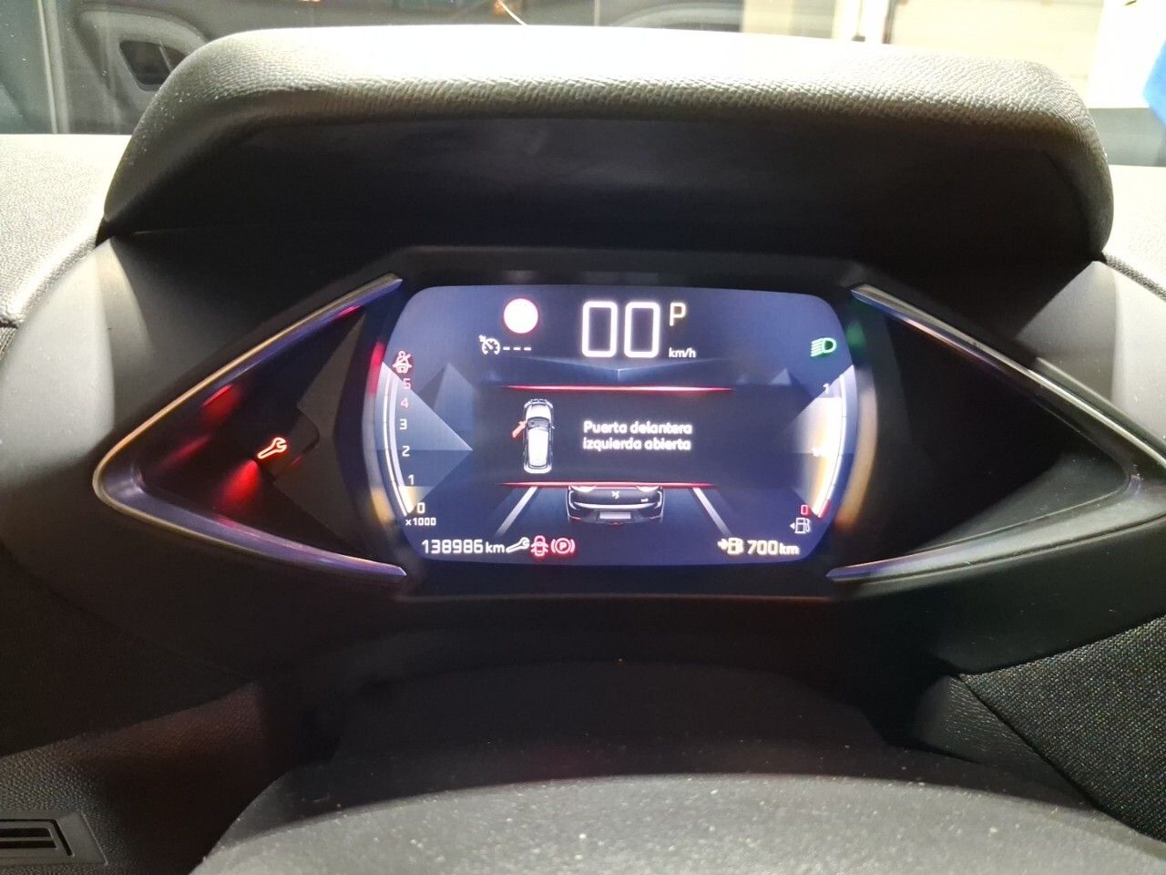 DS DS 3 BlueHDi 96 kW Auto BE CHIC - foto 8