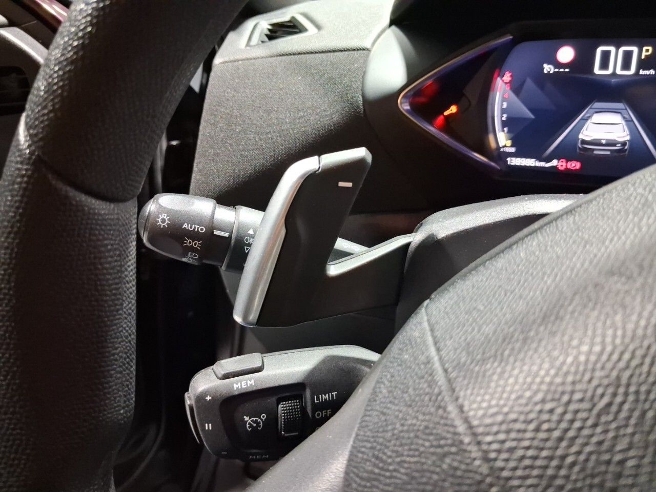 DS DS 3 BlueHDi 96 kW Auto BE CHIC - foto 14