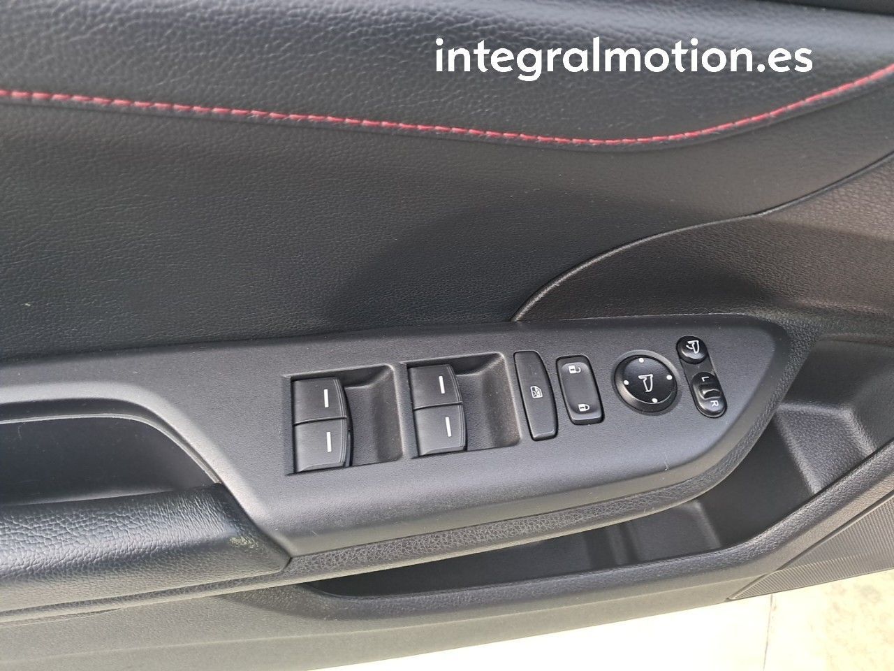 Honda Civic 1.0 I-VTEC TURBO DYNAMIC NAV - foto 31