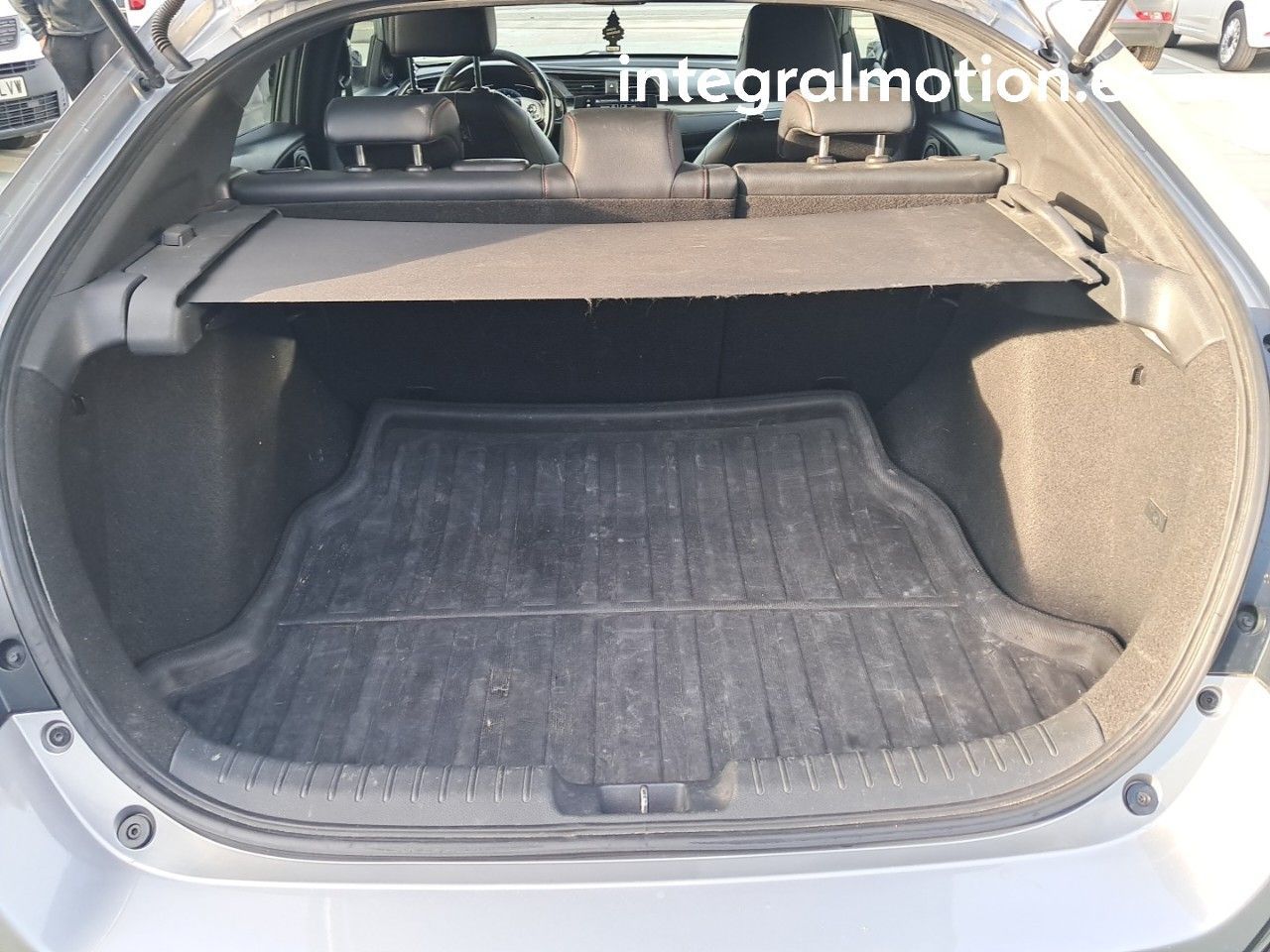 Honda Civic 1.0 I-VTEC TURBO DYNAMIC NAV - foto 29