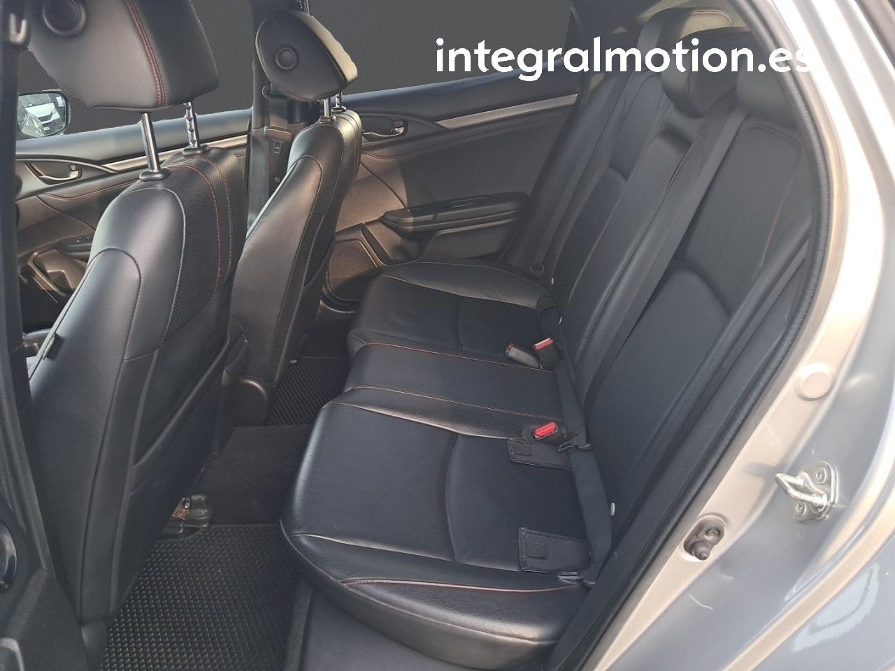 Honda Civic 1.0 I-VTEC TURBO DYNAMIC NAV - foto 9