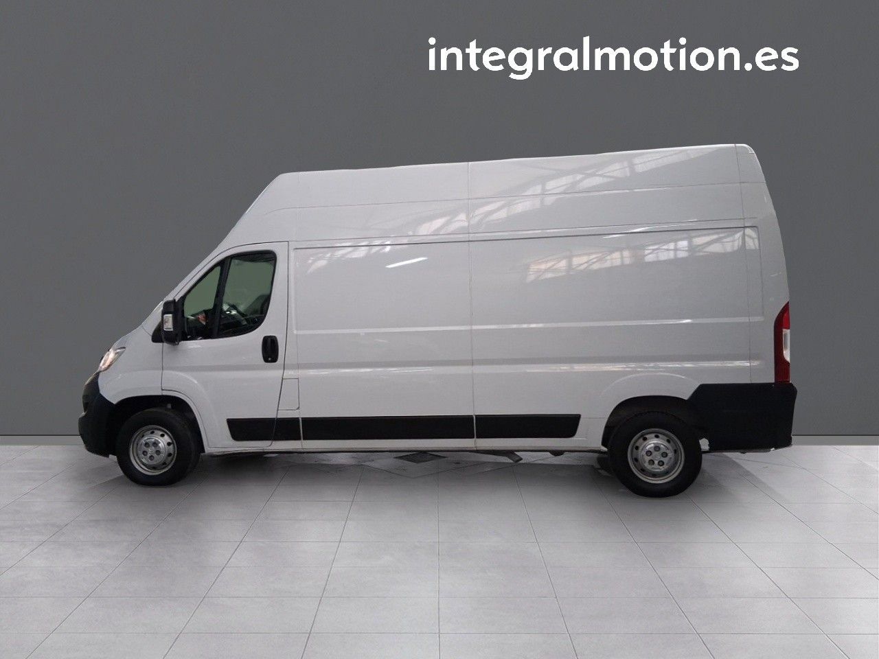 Citroën Jumper BlueHDi 103KW (140CV) Furgón 35L3H3 - foto 12