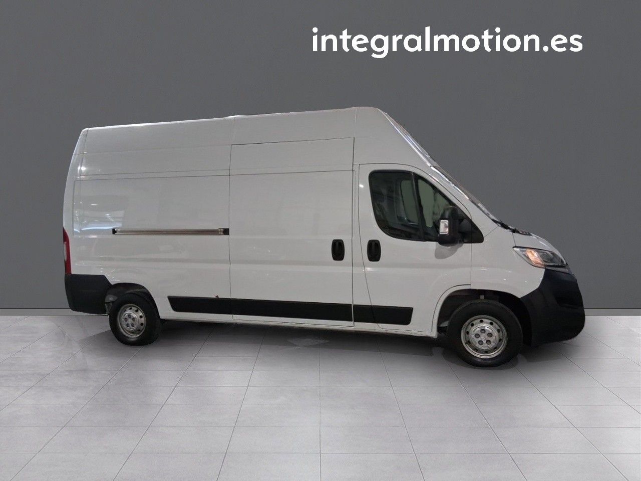 Citroën Jumper BlueHDi 103KW (140CV) Furgón 35L3H3 - foto 14