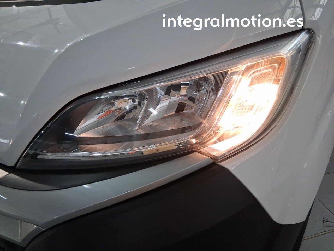 Citroën Jumper BlueHDi 103KW (140CV) Furgón 35L3H3 - foto 16