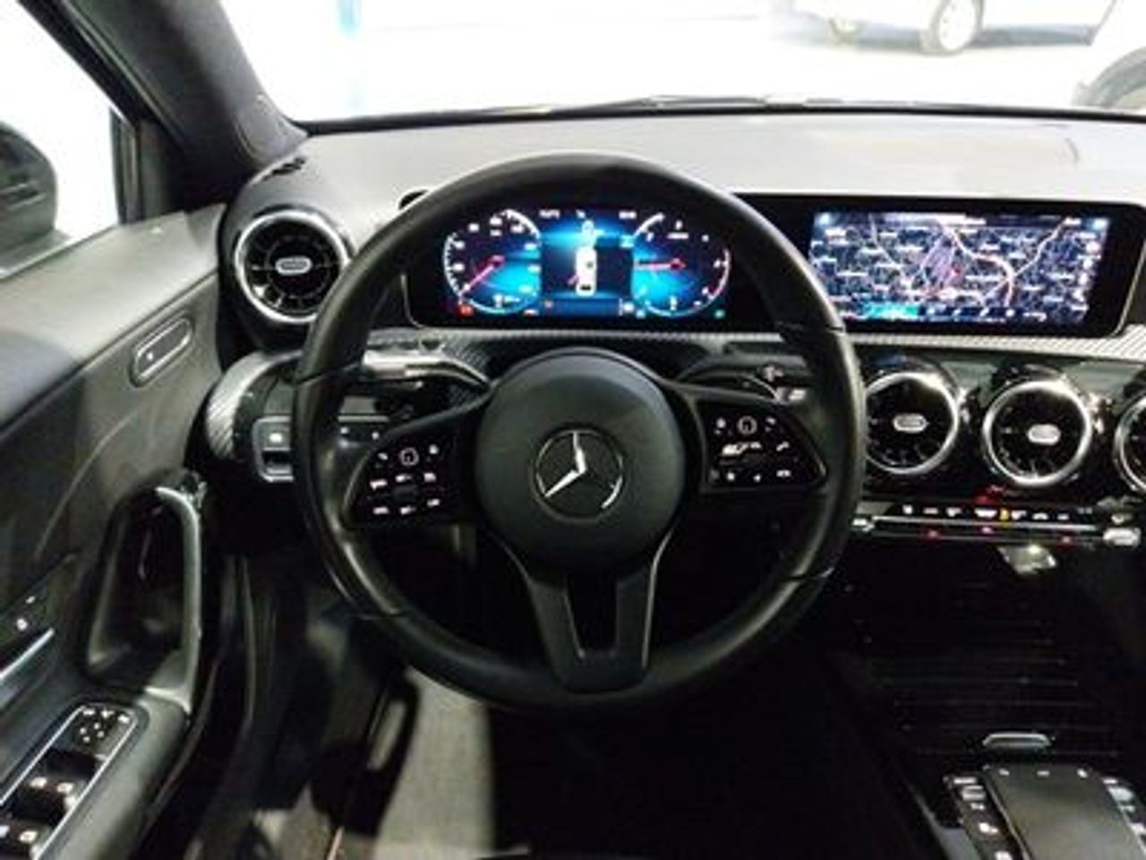 Mercedes Clase A Sedán A 180 d - foto 10