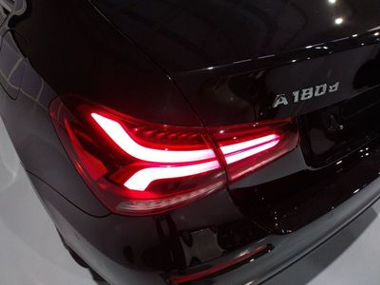 Mercedes Clase A Sedán A 180 d - foto 27