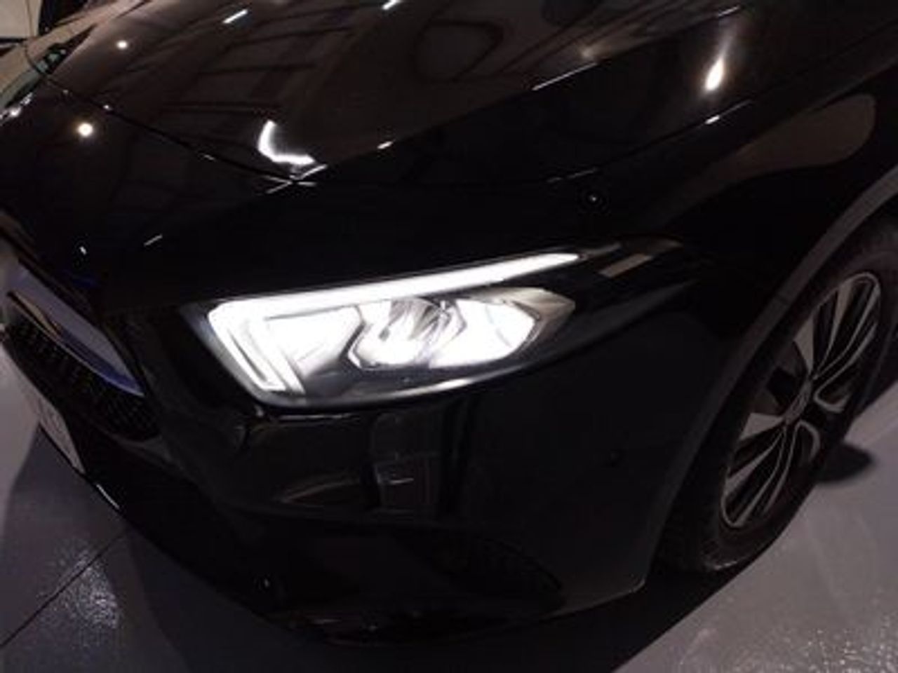 Mercedes Clase A Sedán A 180 d - foto 26