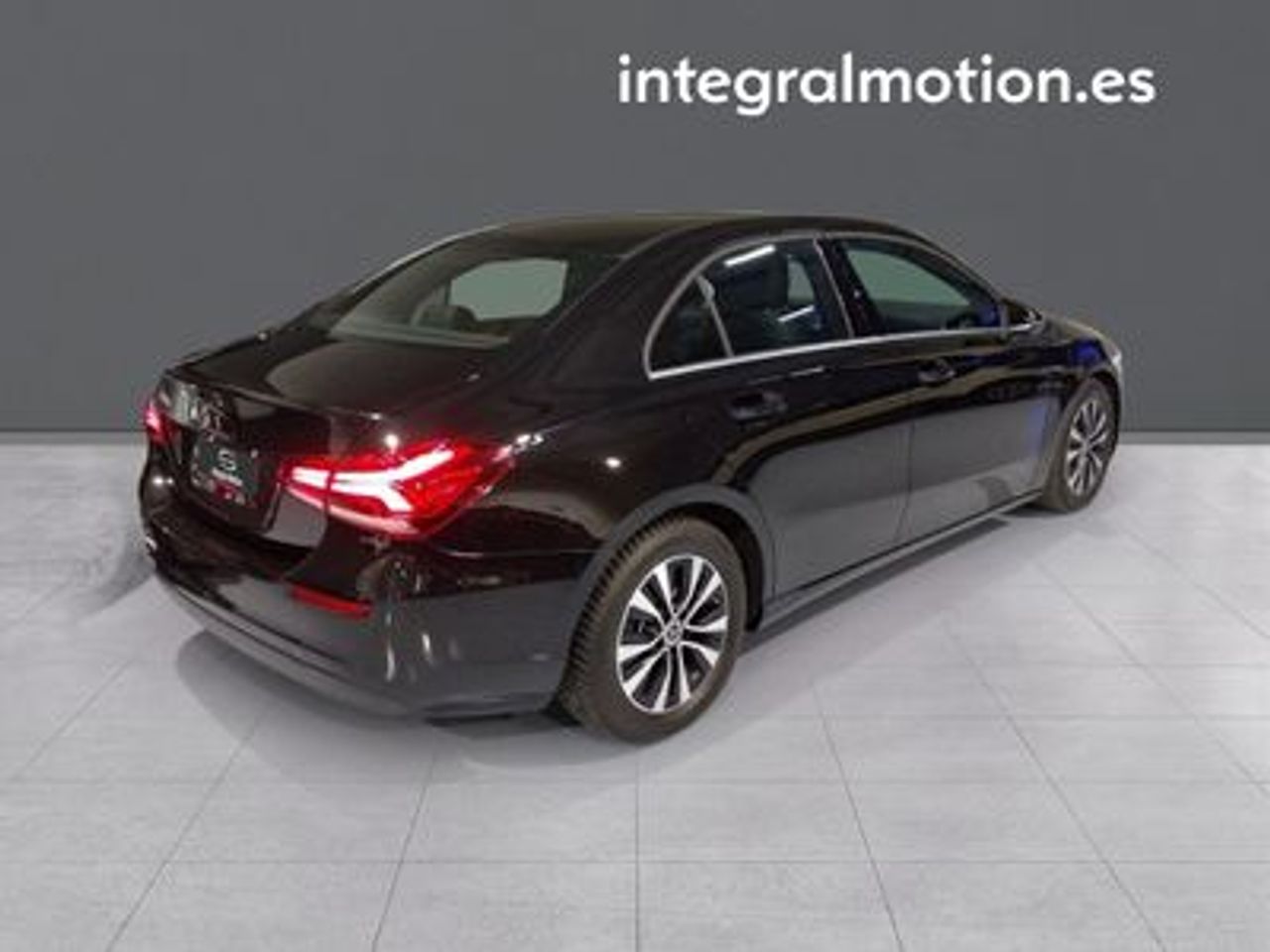 Mercedes Clase A Sedán A 180 d - foto 4