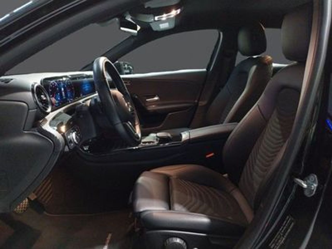 Mercedes Clase A Sedán A 180 d - foto 5