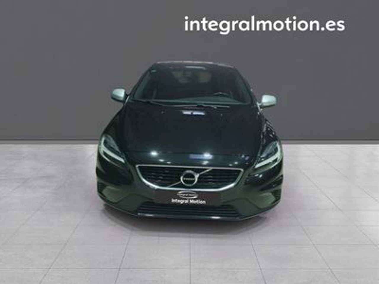 Volvo V40 2.0 D2 R-Design Momentum