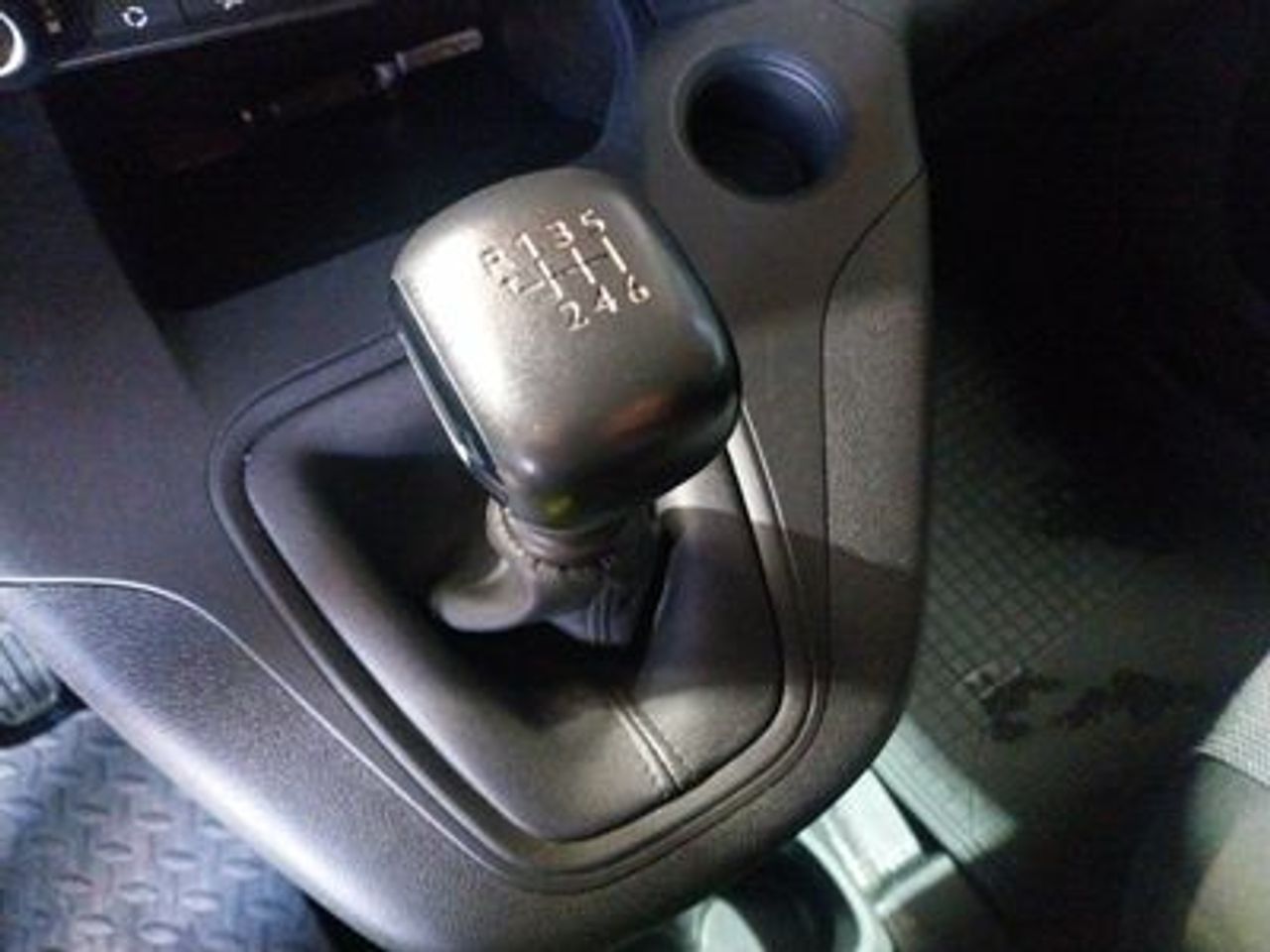 Peugeot Partner 1.5 HDI FURGON 100CV - foto 10