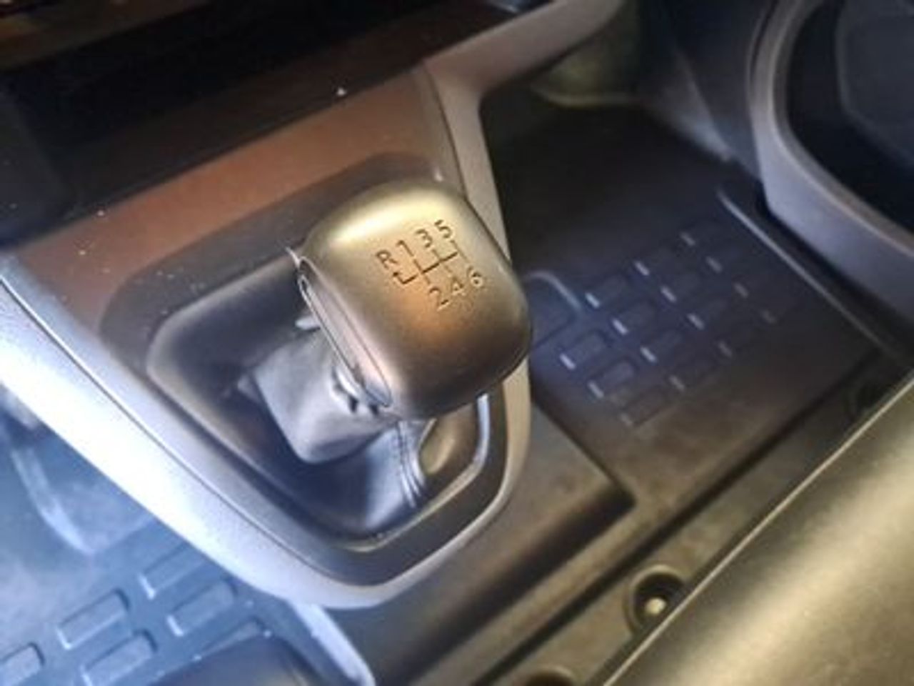 Peugeot Expert 1.5 HDI FURGON 120CV - foto 10