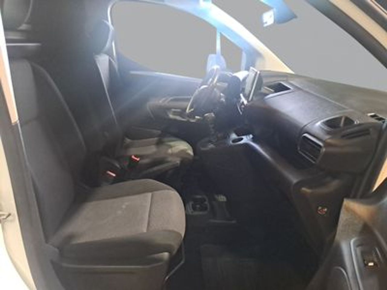 Toyota Proace City VAN FURGON L1 GX 1.5D 100CV - foto 9