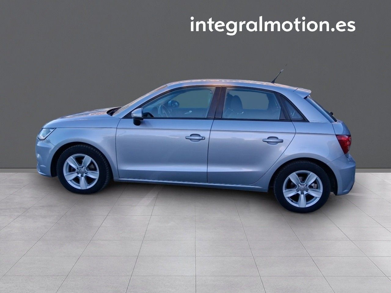 Audi A1 1.4 TDI 90CV ultra Attraction - foto 23
