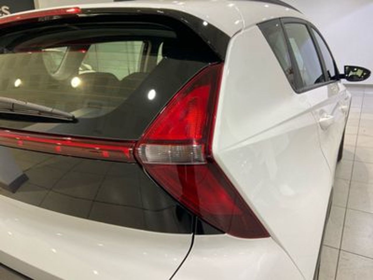 Hyundai Bayon 1.2 MPI Essence - foto 27