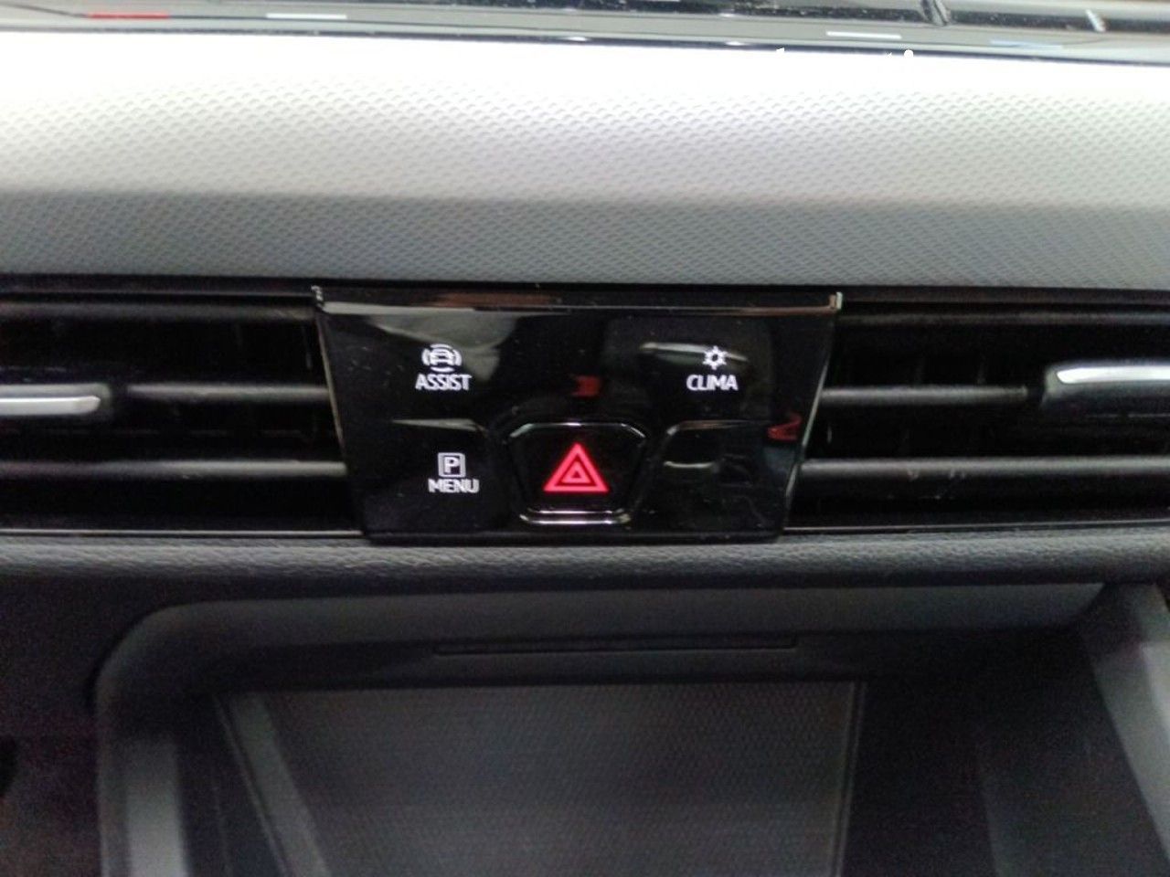 Volkswagen Golf 1.0 TSI 81kW (110CV) - foto 8