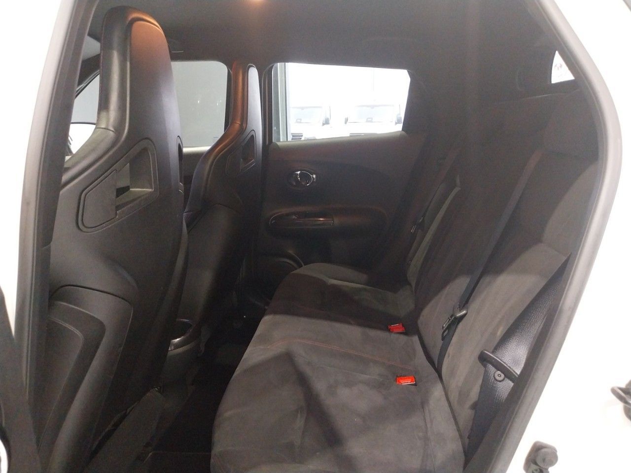 Nissan Juke 1.6 DIG-T 218 CV NISMO RS 4X2 - foto 9