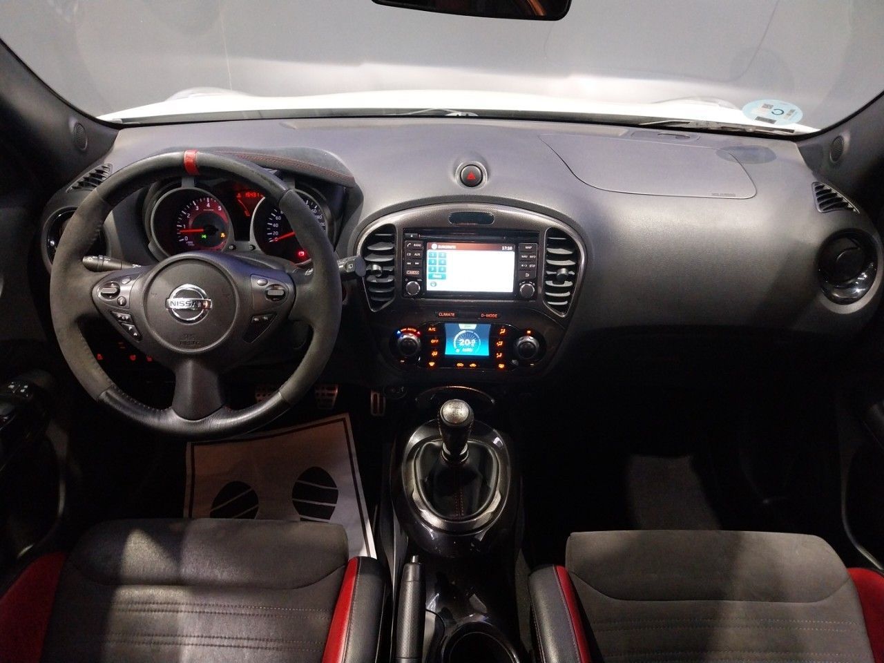 Nissan Juke 1.6 DIG-T 218 CV NISMO RS 4X2 - foto 6