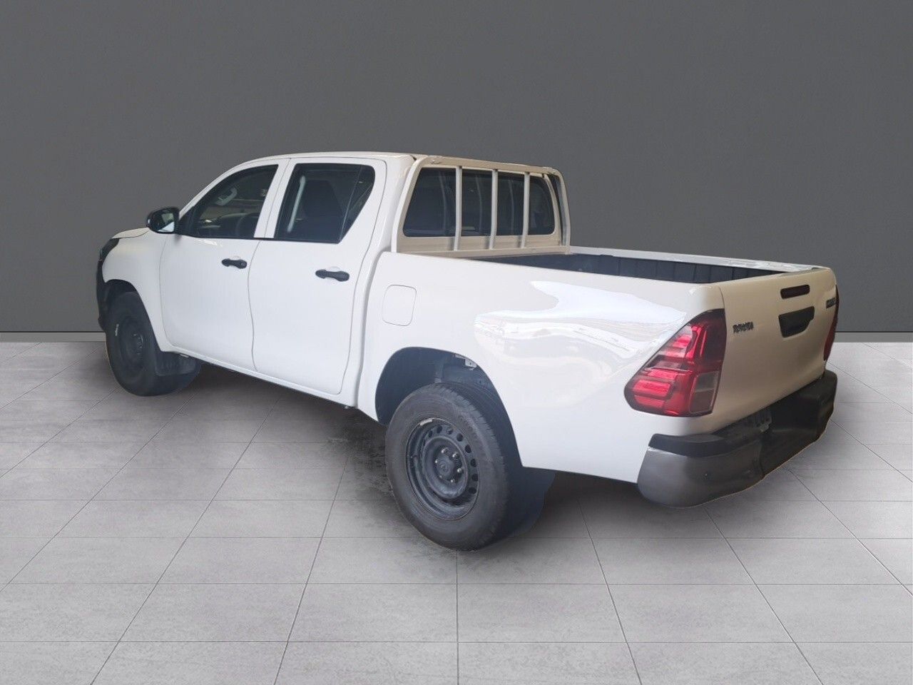 Toyota Hilux 2.4 D-4D Cabina Doble GX - foto 4