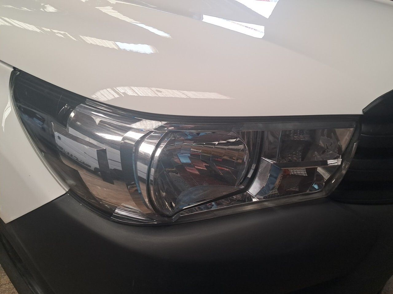 Toyota Hilux 2.4 D-4D Cabina Doble GX - foto 18