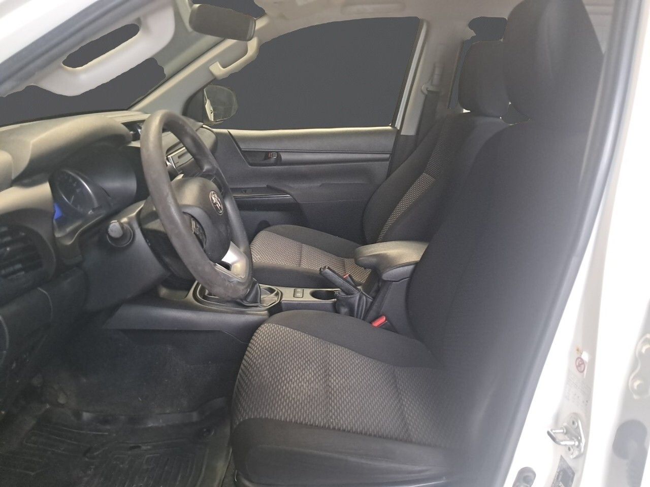 Toyota Hilux 2.4 D-4D Cabina Doble GX - foto 7