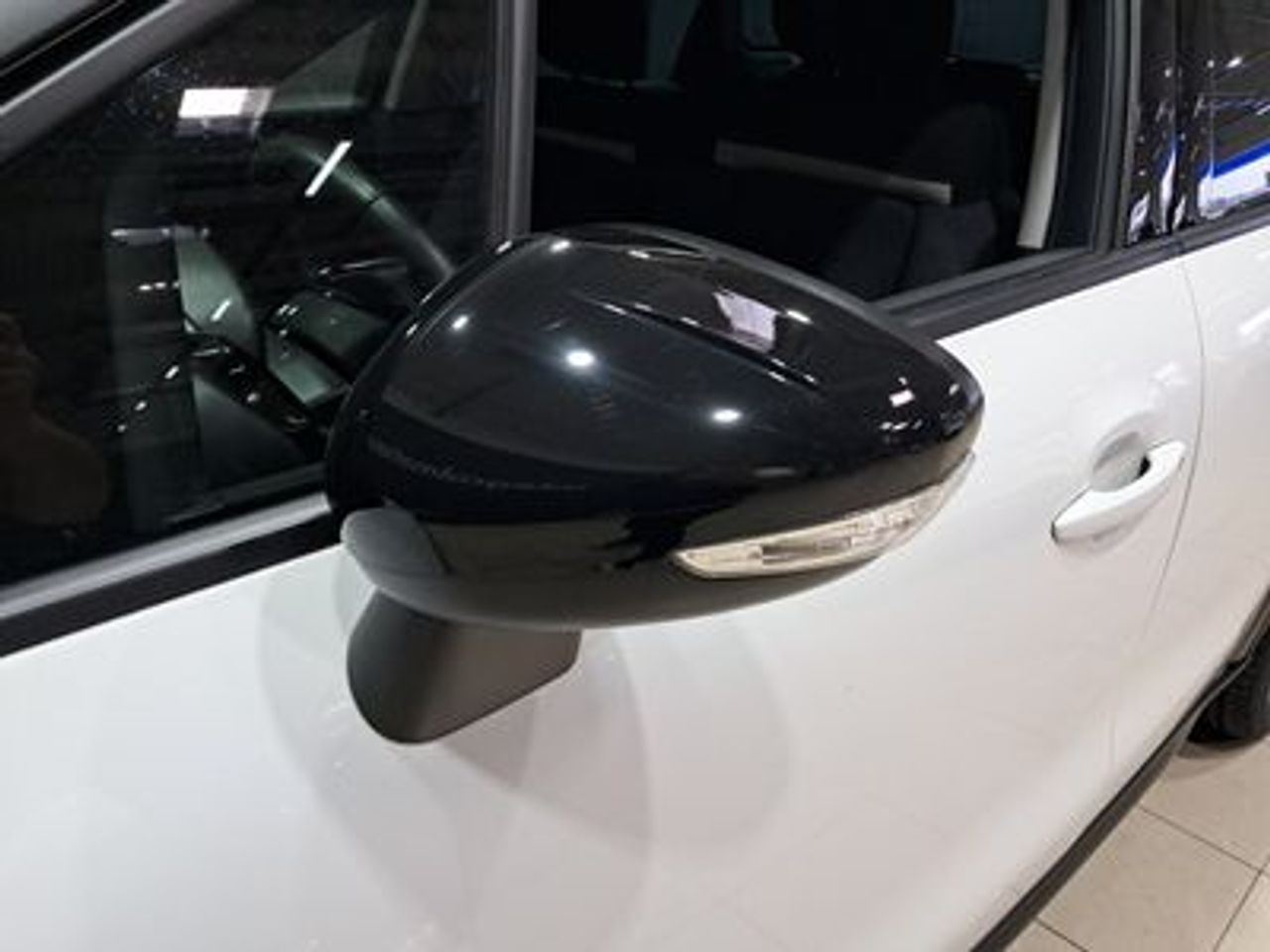 Citroën C3 Aircross BlueHDi 88kW (120CV) S&S EAT6 SHINE - foto 30